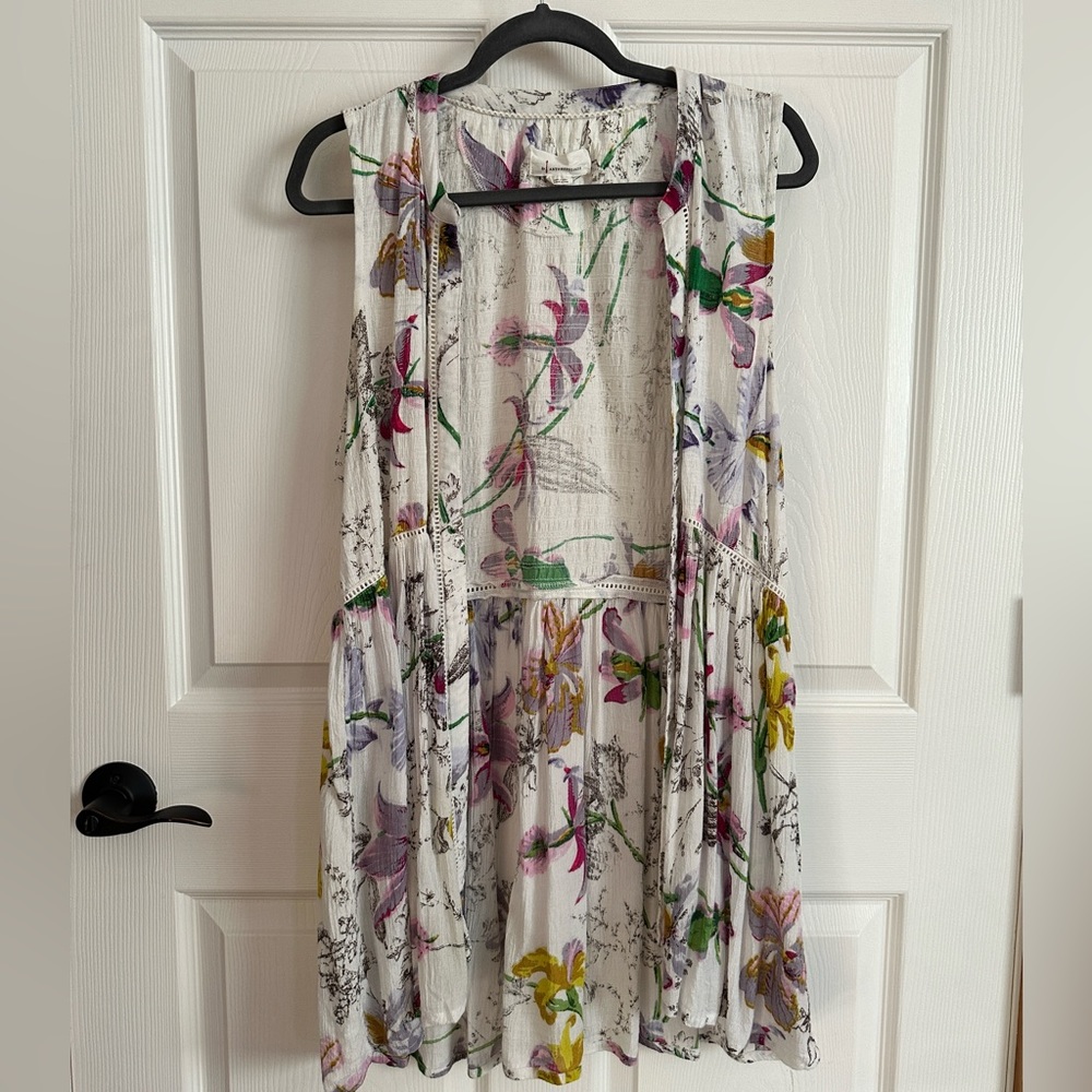 Anthropologie button down tank Size M